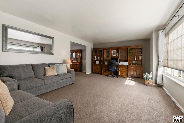 3 Hastings Dr, Pueblo, CO 81001