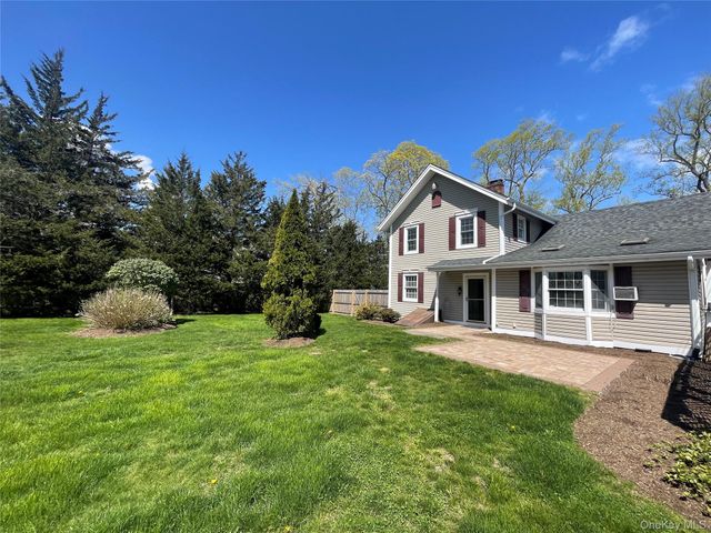 496 North Country Road, Saint James, NY 11780