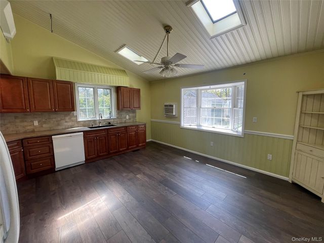 496 North Country Road, Saint James, NY 11780