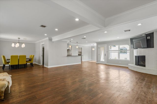 2813 Dow Circle, Deer Park, TX 77536