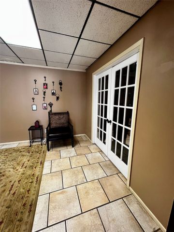 2481 S Danville Drive B, Abilene, TX 79605