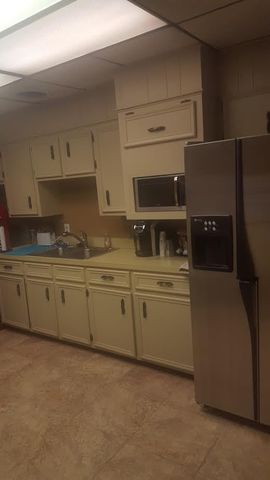 2481 S Danville Drive B, Abilene, TX 79605