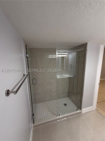1261 SE 27th St 101, Homestead, FL 33035
