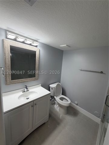 1261 SE 27th St 101, Homestead, FL 33035