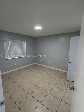 1261 SE 27th St 101, Homestead, FL 33035