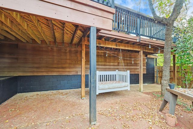 104 Highland Lake Drive, Highland Village, TX 75077