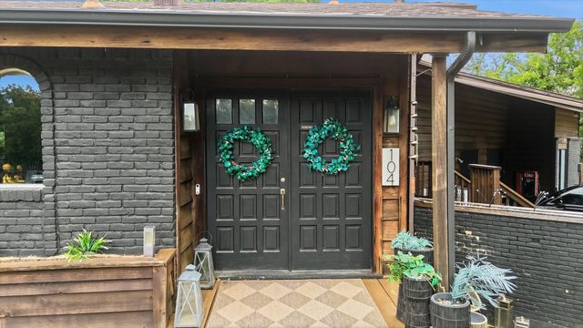104 Highland Lake Drive, Highland Village, TX 75077