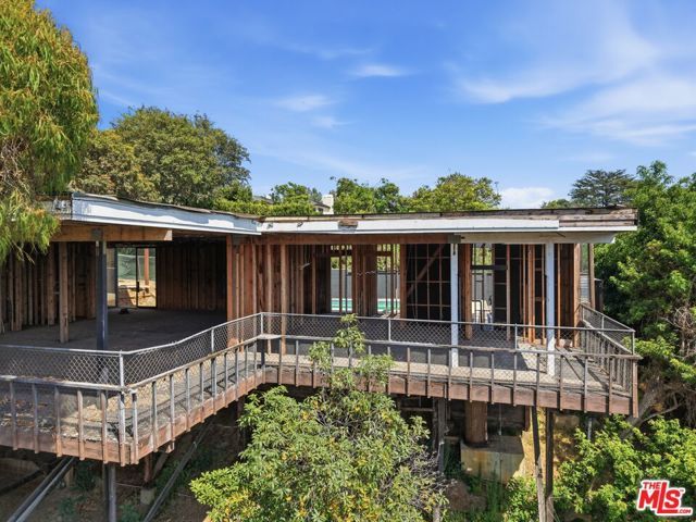 1545 Umeo Road, Los Angeles, CA 90272