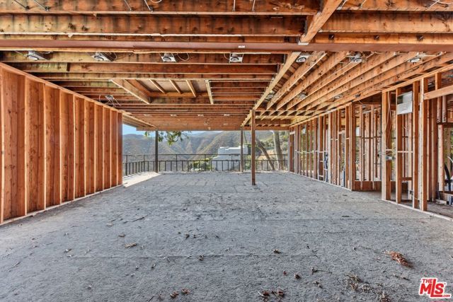 1545 Umeo Road, Los Angeles, CA 90272