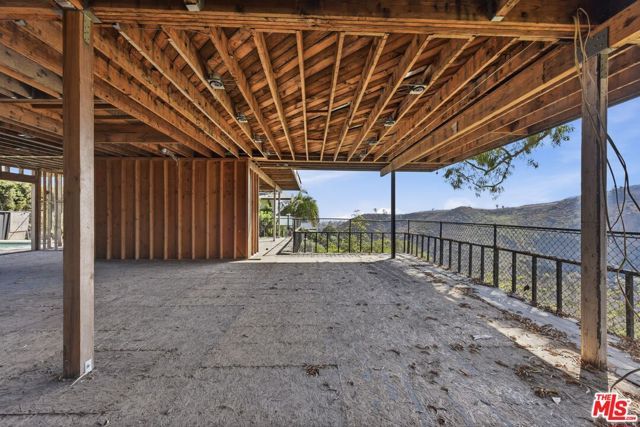 1545 Umeo Road, Los Angeles, CA 90272