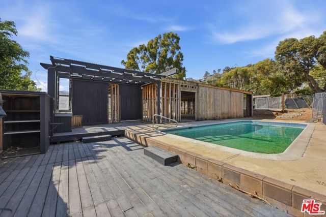 1545 Umeo Road, Los Angeles, CA 90272