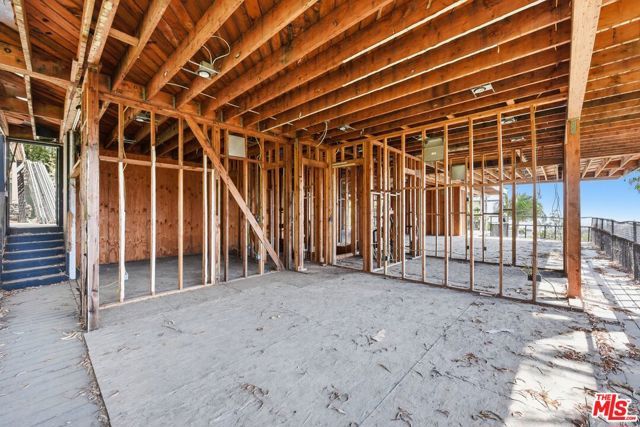 1545 Umeo Road, Los Angeles, CA 90272