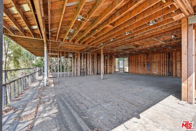 1545 Umeo Road, Los Angeles, CA 90272
