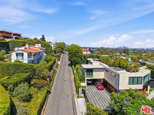 1545 Umeo Road, Los Angeles, CA 90272