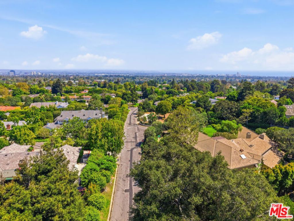 1545 Umeo Road, Los Angeles, CA 90272
