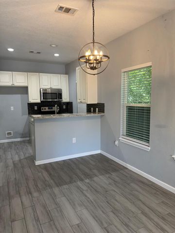 16736 Stonefield, Montgomery, TX 77316