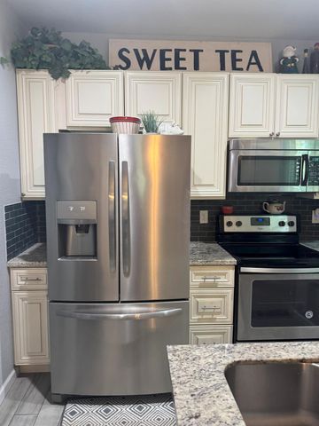 16736 Stonefield, Montgomery, TX 77316