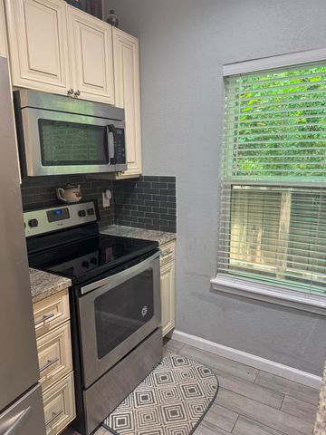 16736 Stonefield, Montgomery, TX 77316