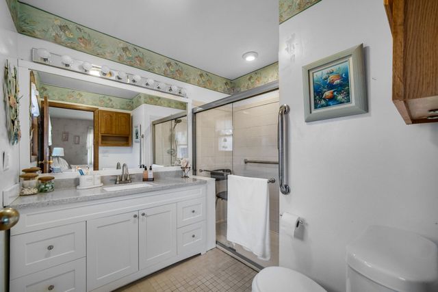 660 N 700 W, Hobart, IN 46342