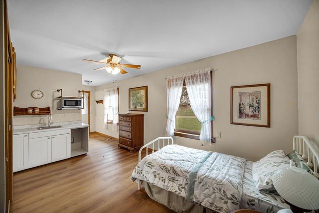 660 N 700 W, Hobart, IN 46342