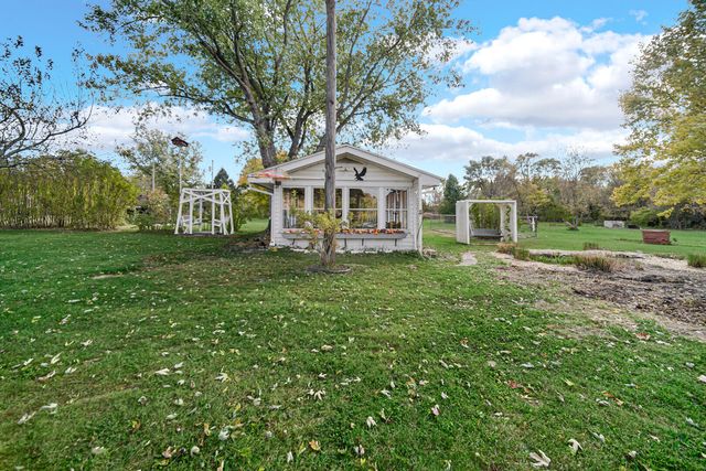 660 N 700 W, Hobart, IN 46342