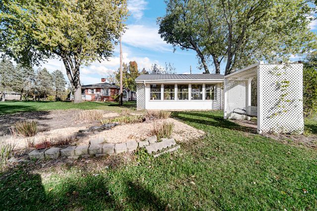 660 N 700 W, Hobart, IN 46342