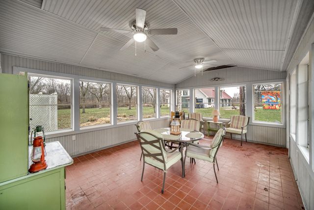 660 N 700 W, Hobart, IN 46342