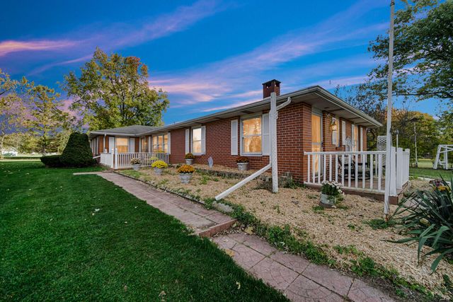 660 N 700 W, Hobart, IN 46342