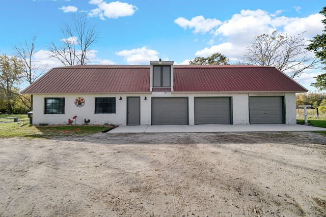 660 N 700 W, Hobart, IN 46342