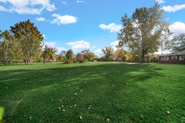 660 N 700 W, Hobart, IN 46342