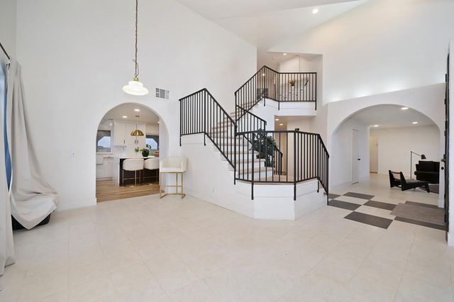 7011 Kemper Rd, Modesto, CA 95357