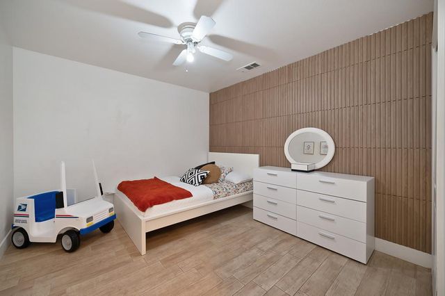 7011 Kemper Rd, Modesto, CA 95357