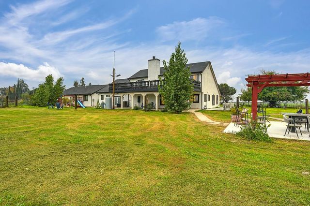 7011 Kemper Rd, Modesto, CA 95357