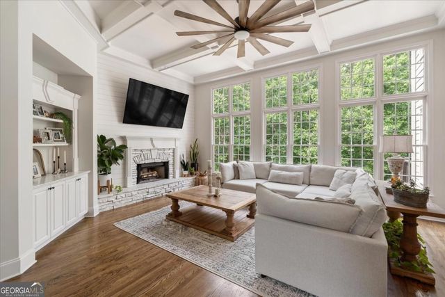 161 Oakwind Point, Acworth, GA 30101