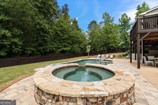 161 Oakwind Point, Acworth, GA 30101