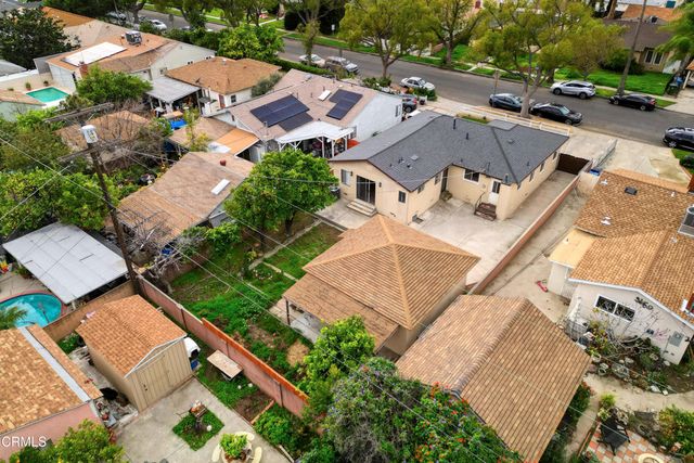 7048 Murietta Avenue, Los Angeles, CA 91405