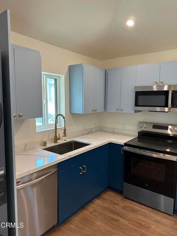 7048 Murietta Avenue, Los Angeles, CA 91405