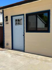 7048 Murietta Avenue, Los Angeles, CA 91405