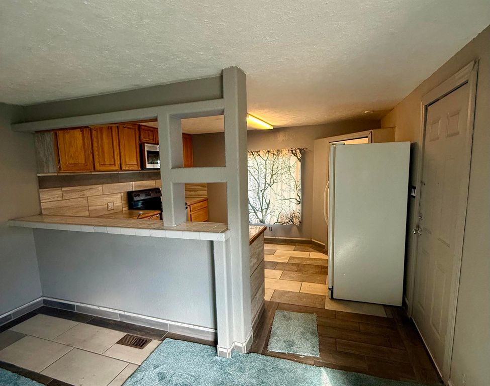 5820 E 4th Ave, Spokane Valley, WA 99212 photo 9