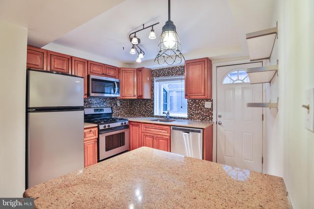 1905 ANNIN ST, Philadelphia, PA 19146