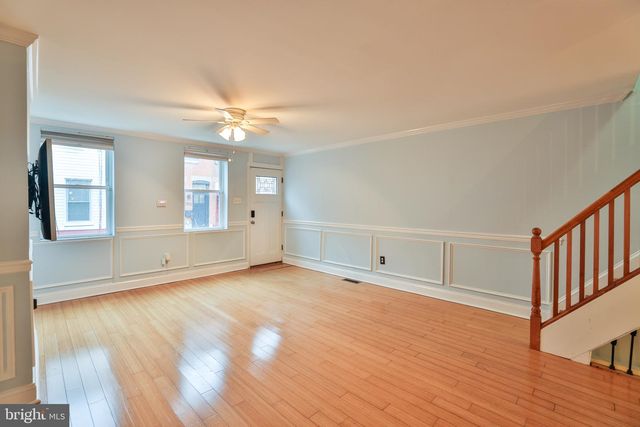 1905 ANNIN ST, Philadelphia, PA 19146