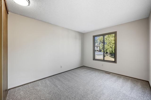 2106 Tamarin Trail, Golden Valley, MN 55427