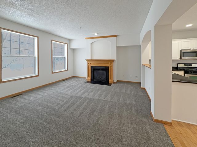 8322 Labont Way, Eden Prairie, MN 55344