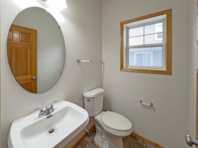 8322 Labont Way, Eden Prairie, MN 55344