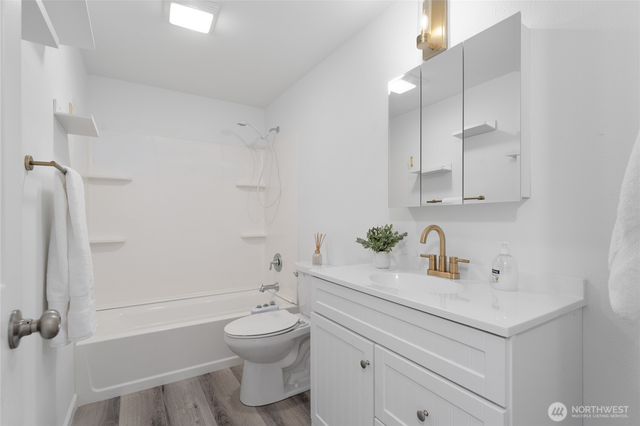 2112 S Crestmont Drive, Moses Lake, WA 98837