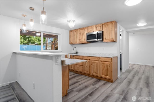 2112 S Crestmont Drive, Moses Lake, WA 98837