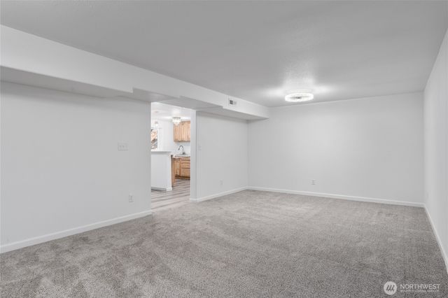 2112 S Crestmont Drive, Moses Lake, WA 98837
