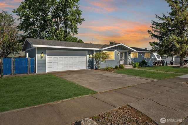 2112 S Crestmont Drive, Moses Lake, WA 98837