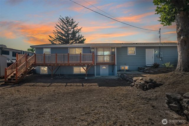 2112 S Crestmont Drive, Moses Lake, WA 98837