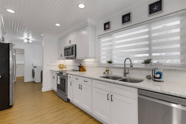 18317 SUNSET BOULEVARD, Redington Shores, FL 33708